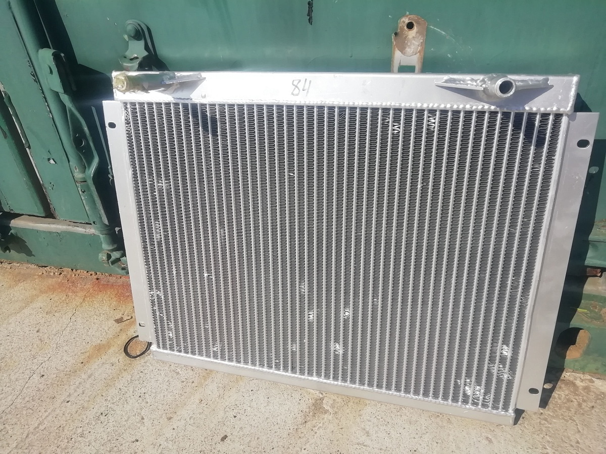 Радиатор масляный LW300 (860149665)